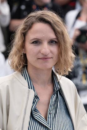 Cannes Histoires De La Nuit Photocall LZ Lea Mysius attending the photocall of Histoires de la Nuit during the 79th Cannes International Film Festival in Cannes, France on May 23, 2026, the film selected in the Official Competition. Photo by Laurent Zabulon ABACAPRESS.COM  Copyright: xZabulonxLaurentx