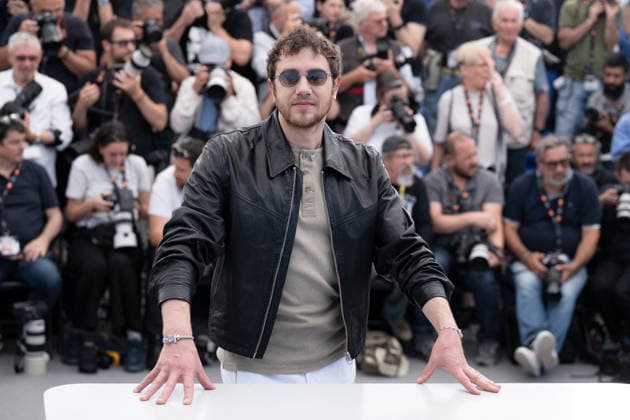 Cannes Histoires De La Nuit Photocall LZ Bastien Bouillon attending the photocall of Histoires de la Nuit during the 79th Cannes International Film Festival in Cannes, France on May 23, 2026, the film selected in the Official Competition. Photo by Laurent Zabulon ABACAPRESS.COM  Copyright: xZabulonxLaurentx