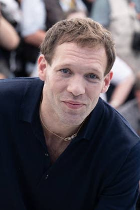 Cannes Histoires De La Nuit Photocall LZ Paul Hamy attending the photocall of Histoires de la Nuit during the 79th Cannes International Film Festival in Cannes, France on May 23, 2026, the film selected in the Official Competition. Photo by Laurent Zabulon ABACAPRESS.COM  Copyright: xZabulonxLaurentx