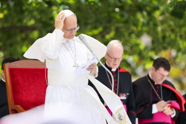 May 23, 2026, Acerra, Campania, ITALIA: Pope Leo XIV during his pastoral visit on May 23, 2026, to the city of Acerra (NA) in Piazza Calipari Acerra ITALIA - ZUMAs236 20260523_aap_s236_016 Copyright: xFabioxSassox