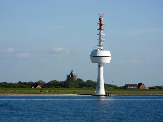 CNTV NEUWERK- Am nordwestlichen Ufer der Insel Neuwerk befindet sich der weithin sichtbare, ca. 52 Meter hohe Neue Radarturm 22.05.2026- Seit 1310 praegt der denkmalgeschuetzte Wehr und Leuchtturm Neuwerk als ältester Profanbau Hamburgs und aeltester Leuchtturm an der deutschen Nordseekueste die Insel. Dieses einzigartige Bauwerk wird nun für rund 22 Mio. Euro umfassend saniert Hamburg Deutschland *** CNTV NEUWERK On the north-western shore of the island of Neuwerk is the 52-meter-high New Radar Tower 22 05 2026 Since 1310, the listed Neuwerk weir and lighthouse has dominated the island as the oldest secular building in Hamburg and the oldest lighthouse on the German North Sea coast This unique building is now being extensively renovate