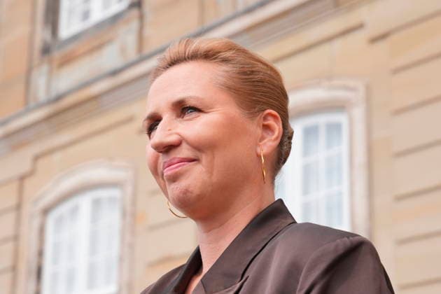 Denmark Politics Acting Prime Minister Mette Frederiksen after her visit to the King at Amalienborg Palace in Copenhagen, Denmark, Saturday, May 23, 2026. After Saturday s royal round, it is clear that acting Prime Minister Mette Frederiksen (S) is once again the royal investigator pointed to form a new Danish government. , Copenhagen Denmark *** Denmark Politics Acting Prime Minister Mette Frederiksen after her visit to the King at Amalienborg Palace in Copenhagen, Denmark, Saturday, May 23, 2026 After Saturday s royal round, it is clear that acting Prime Minister Mette Frederiksen S is once again the royal investigator pointed to form a new Danish government , Copenhagen Denmark  Copyright: EmilxHelmsx spdk20260523-142457-L