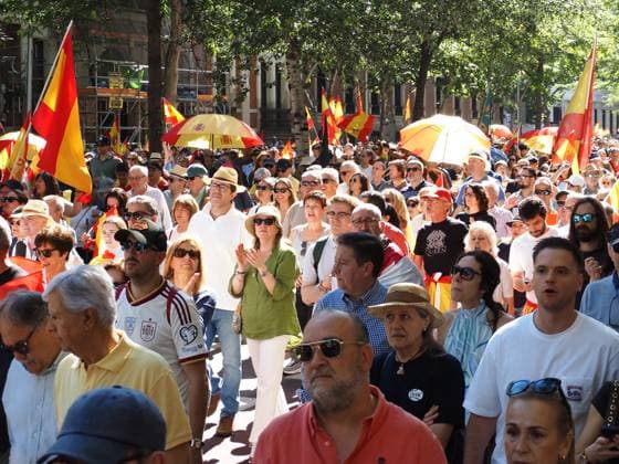 May 23, 2026, Madrid, Madrid, Spain: MADRID, SPAIN - MAY 23: Thousands of people gather at Plaza de ColoÂ³n, blocking and marching along the main avenues of the Spanish capital toward the Moncloa Arch, demanding the resignation of Spain s Prime Minister Pedro SoÂ¡nchez. Madrid Spain - ZUMAh199 20260523_zip_h199_003 Copyright: xAaronxHerediax