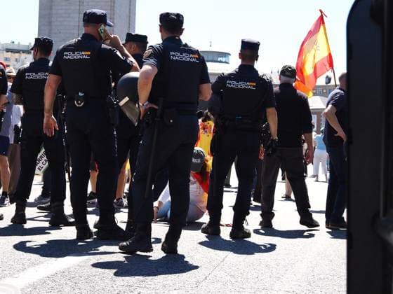 May 23, 2026, Madrid, Madrid, Spain: MADRID, SPAIN - MAY 23: Thousands of people gather at Plaza de ColoÂ³n, blocking and marching along the main avenues of the Spanish capital toward the Moncloa Arch, demanding the resignation of Spain s Prime Minister Pedro SoÂ¡nchez. Madrid Spain - ZUMAh199 20260523_zip_h199_019 Copyright: xAaronxHerediax