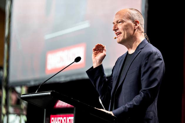 Denmark Politics Pelle Dragsted, political spokesperson for the Red-Green Alliance speaks during the political partys annual meeting at Hafnia Hallen in Copenhagen, Denmark, Saturday May 23, 2026. , Copenhagen Denmark *** Denmark Politics Pelle Dragsted, political spokesperson for the Red Green Alliance speaks during the political partys annual meeting at Hafnia Hallen in Copenhagen, Denmark, Saturday May 23, 2026 , Copenhagen Denmark  Copyright: NILSxMEILVANG NilsxMeilvangx spdk20260523-155736-L