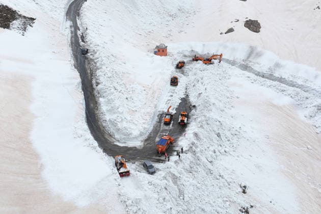 Van-Bahcesaray highway, closed for months due to avalanche risk, cleared of snow VAN, TURKIYE - MAY 23: An aerial view of the area as the teams from the Gorentas Maintenance Station of the 11th Regional Directorate of Highways carry out snow removal work on the Van-Bahcesaray highway in Van, Turkiye on May 23, 2026. Closed since December due to adverse weather conditions and avalanche risks, the highway was partially opened to single-lane traffic following a challenging 20-day effort through meters-high snow corridors. The final decision to fully open the road to traffic awaits an assessment by the Avalanche Risk Determination and Monitoring Commission. Ozkan Bilgin Anadolu Van Turkey. Editorial use only. Please get in touch for any other  Copyright: x2026xAnadoluxOzkanxBilginx