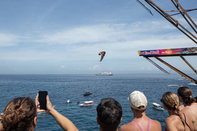 May 23, 2026, Klungkung, Bali, Indonesia: Oleksiy Prygorov of Ukraine dives from the 27-meter platform during the final round of the Red Bull Cliff Diving World Series at Broken Beach in Nusa Penida, Bali, Indonesia. Klungkung Indonesia - ZUMAp229 20260523_zip_p229_006 Copyright: xLanaxPriatnax