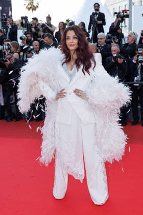 Aishwarya Rai Montée des marches pour la cérémonie de clôture du 79ème Festival International du Film de Cannes, le 23 mai 2026 Jacovides Moreau Bestimage Red carpet for the closing ceremony of the 79th Cannes International Film Festival Opening ceremony on May 23, 2026 Cannes France  Copyright: xJACOVIDES-MOREAUx xBESTIMAGExJACOVIDES-MOREAUx xBESTIMAGEx