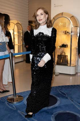 Cannes Isabelle Huppert exits Martinez MP CANNES, FRANCE - MAY 23: Isabelle Huppert leaves the Martinez Hotel to attend the closing awards ceremony during the 79th Cannes Film Festival on May 23, 2026 in Cannes, France. Photo by Marco Piovanotto Abacapress.com Cannes France  Copyright: xPiovanottoxMarco ABACAx