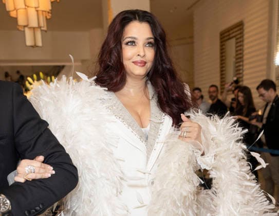 Cannes Aishwarya Rai exits Martinez MP CANNES, FRANCE - MAY 23: Aishwarya Rai leaves the Martinez Hotel to attend the closing awards ceremony during the 79th Cannes Film Festival on May 23, 2026 in Cannes, France. Photo by Marco Piovanotto Abacapress.com Cannes France  Copyright: xPiovanottoxMarco ABACAx