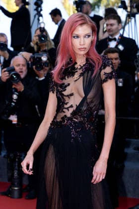 Stella Maxwell Montée des marches pour la cérémonie de clôture du 79ème Festival International du Film de Cannes, le 23 mai 2026 Olivier Borde Bestimage Red carpet for the closing ceremony of the 79th Cannes International Film Festival Opening ceremony on May 23, 2026 Cannes France  Copyright: xOLIVIERxBORDEx xBESTIMAGExOLIVIERxBORDEx xBESTIMAGEx