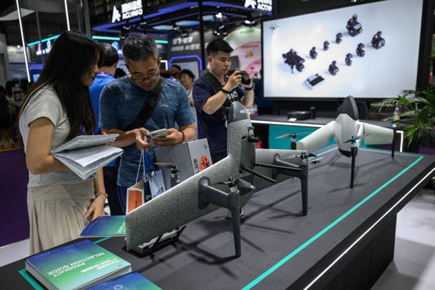 Drone World Congress In China s Shenzhen SHENZHEN, CHINA - MAY 23:Exhibitors present multiple advanced drone devices at the congress venue on May 23,2026 in Shenzhen,Guangdong Province of China.The 2026 Drone World Congress is themed around low altitude economy and flying towards the future, showcasing over 10000 drones and low altitude technology products. Stringer Anadolu Shenzhen China. Editorial use only. Please get in touch for any other usage.  Copyright: x2026xAnadoluxStringerx