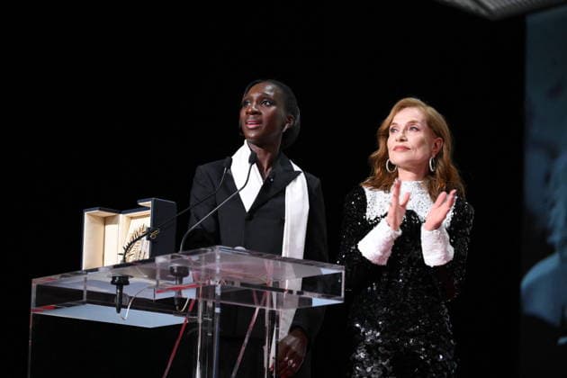 Cannes - Closing Ceremony Eye Haidara and Isabelle Huppert on stage during the closing ceremony of the 79th edition of the Cannes Film Festival in Cannes, France on May 23, 2026. Photo by Eliot Blondet ABACAPRESS.COM Cannes France  Copyright: xBlondetxEliot ABACAx