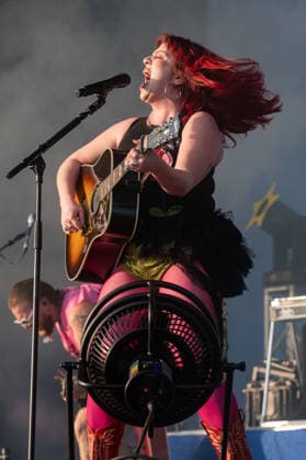 CMAT at Bearded Theory Festival at Catton Hall in Walton upon Trent, UK on 23 May 2026 CMAT (Ciara Mary-Alice Thompson) at CMAT at Bearded Theory Festival at Catton Hall in Walton upon Trent, UK on 23 May 2026, Credit:Stephen Keable Avalon UK, Derbyshire, Walton upon Trent, Catton Hall  Copyright: xStephenxKeablex xAvalonx 1104716233