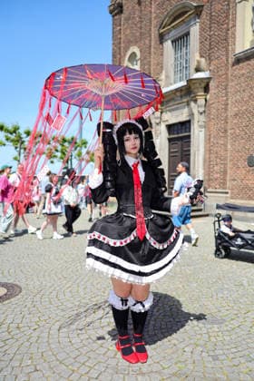 Japan-Tag 2026 in Düsseldorf, einzigartiges Kulturfest in der Landeshauptstadt von NRW - im Foto ist Hazel Cos (25) ist grosser Fan von Dangan Ronpa und trägt ein fantastische Outfit das auffällt ! Düsseldorf Burgplatz NRW Deutschland *** Japan Day 2026 in Düsseldorf, unique cultural festival in the state capital of NRW in the photo is Hazel Cos 25 is a big fan of Dangan Ronpa and wears a fantastic outfit that stands out Düsseldorf Burgplatz NRW Germany