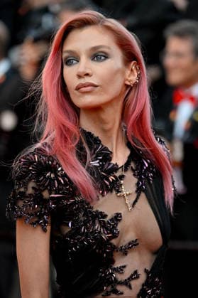 Cannes Closing Ceremony JR Stella Maxwell attending the Closing Ceremony during the 79th Cannes Film Festival in Cannes, France on May 23, 2026. Photo by Julien Reynaud APS-Medias ABACAPRESS.COM Cannes France  Copyright: xReynaudxJulien APS-Medias ABACAx