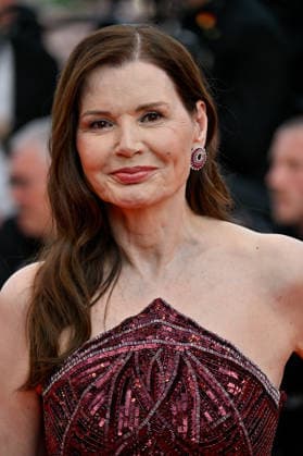 Cannes Closing Ceremony JR Geena Davis attending the Closing Ceremony during the 79th Cannes Film Festival in Cannes, France on May 23, 2026. Photo by Julien Reynaud APS-Medias ABACAPRESS.COM Cannes France  Copyright: xReynaudxJulien APS-Medias ABACAx