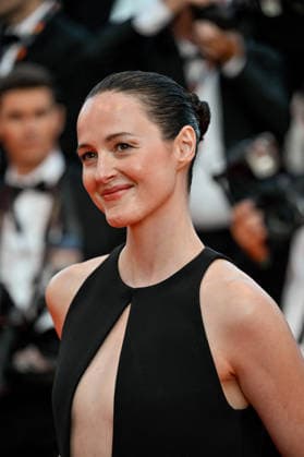 Cannes Closing Ceremony JR Renate Reinsve attending the Closing Ceremony during the 79th Cannes Film Festival in Cannes, France on May 23, 2026. Photo by Julien Reynaud APS-Medias ABACAPRESS.COM Cannes France  Copyright: xReynaudxJulien APS-Medias ABACAx