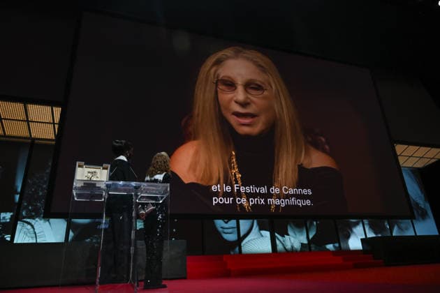 79ème Festival International du Film de Cannes Ceremonie de cloture 79th International Cannes Film Festival Closing Ceremony Hommage Palme dhonneur Tribute to Barbara Streisand 456713 2026 05 23 France Huppert, Isabelle Haidara, Eye  Copyright: xSergexArnalx xStarfacex STAR_456713_017
