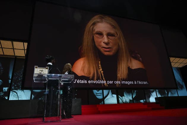 79ème Festival International du Film de Cannes Ceremonie de cloture 79th International Cannes Film Festival Closing Ceremony Hommage Palme dhonneur Tribute to Barbara Streisand 456713 2026 05 23 France Huppert, Isabelle Haidara, Eye  Copyright: xSergexArnalx xStarfacex STAR_456713_018