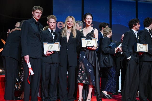79ème Festival International du Film de Cannes Ceremonie de cloture 79th International Cannes Film Festival Closing Ceremony 456713 2026 05 23 France Okamoto, Tao Efira, Virginie Campagne, Valentin Macchia, Emmanuel  Copyright: xSergexArnalx xStarfacex STAR_456713_117