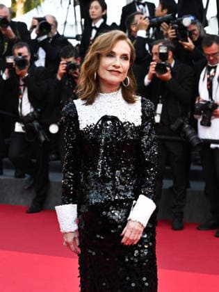 IPA85011806 - Cannes, 79th Cannes Film Festival 2026 - Final Evening - Red Carpet Closing Ceremony. In the photo Isabelle Huppert  Copyright: xSimonexComix xPoolxPhotoxEventsx07x 85011806