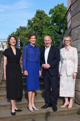 Staatoper für alle 2026, Empfang Elisabeth Sobotka, Ilka Horstmeier, Kai Wegner, Nina Englert Staatsoper Für alle 2026, Roter Teppich an der Staatsoper unter den Linden, Bebelplatz, Berlin, Datum: 23.05.2026 *** State Opera for All 2026, Reception Elisabeth Sobotka, Ilka Horstmeier, Kai Wegner, Nina Englert State Opera For All 2026, Red Carpet at the State Opera Unter den Linden, Bebelplatz, Berlin, Date 23 05 2026 Copyright: xEventpress Kratschx