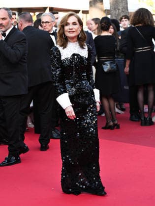 IPA85011781 - Cannes, 79th Cannes Film Festival 2026 - Final Evening - Red Carpet Closing Ceremony. In the photo Isabelle Huppert  Copyright: xSimonexComix xPoolxPhotoxEventsx07x 85011781