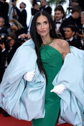 Demi Moore Montée des marches pour la cérémonie de clôture du 79ème Festival International du Film de Cannes, le 23 mai 2026 Olivier Borde Bestimage Red carpet for the closing ceremony of the 79th Cannes International Film Festival Opening ceremony on May 23, 2026 Cannes France  Copyright: xOLIVIERxBORDEx xBESTIMAGExOLIVIERxBORDEx xBESTIMAGEx