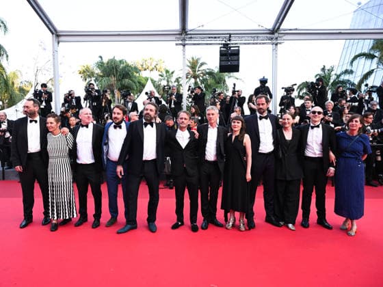 IPA85013110 - Cannes, 79th Cannes Film Festival 2026 - Final Evening - Red Carpet Closing Ceremony. Pictured are Alexandre Perrier, Swann Arlaud, Emmanuel Marre, Carole Baraton and Alice Lemaire  Copyright: xSimonexComix xPoolxPhotoxEventsx07x 85013110