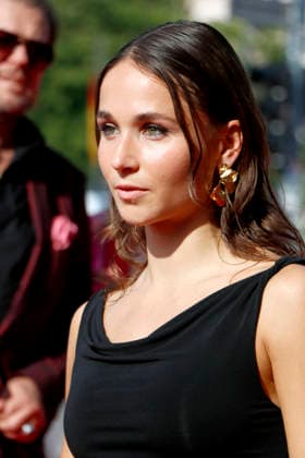 Staatsoper für Alle, Ankunft zu Nabucco vor der Staatsoper, Berlin, 23.05.2026 Cosima Henman bei der Ankunft zu Staatsoper für Alle - Giuseppe Verdis Oper Nabucco auf dem Bebelplatz in Berlin am 23.5.2026. Berlin Staatsoper Unter den Linden *** Staatsoper für Alle, Arrival to Nabucco in front of the Staatsoper, Berlin, 23 05 2026 Cosima Henman arriving to Staatsoper für Alle Giuseppe Verdis opera Nabucco at Bebelplatz in Berlin on 23 5 2026 Berlin Staatsoper Unter den Linden Copyright: xAnitaxBuggex