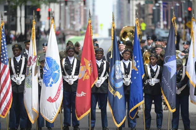 Chicago Memorial Day Parade CHICAGO, ILLINOIS - MAY 23: The Chicago Memorial Day Parade proceeds through the city center, with participants carrying American flags and marching in formation on Saturday, May 23, 2026. The event, held each year before Memorial Day, pays solemn tribute to the men and women of the U.S. Armed Forces who made the ultimate sacrifice. Jacek Boczarski Anadolu Illinois United States. Editorial use only. Please get in touch for any other usage.  Copyright: x2026xAnadoluxJacekxBoczarskix