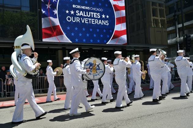 Chicago Memorial Day Parade CHICAGO, ILLINOIS - MAY 23: The Chicago Memorial Day Parade proceeds through the city center, with participants carrying American flags and marching in formation on Saturday, May 23, 2026. The event, held each year before Memorial Day, pays solemn tribute to the men and women of the U.S. Armed Forces who made the ultimate sacrifice. Jacek Boczarski Anadolu Illinois United States. Editorial use only. Please get in touch for any other usage.  Copyright: x2026xAnadoluxJacekxBoczarskix