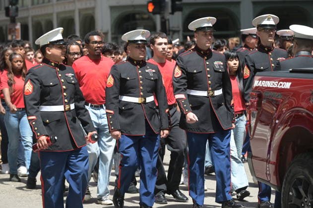 Chicago Memorial Day Parade CHICAGO, ILLINOIS - MAY 23: The Chicago Memorial Day Parade proceeds through the city center, with participants carrying American flags and marching in formation on Saturday, May 23, 2026. The event, held each year before Memorial Day, pays solemn tribute to the men and women of the U.S. Armed Forces who made the ultimate sacrifice. Jacek Boczarski Anadolu Illinois United States. Editorial use only. Please get in touch for any other usage.  Copyright: x2026xAnadoluxJacekxBoczarskix