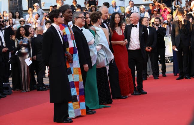 79eme Festival International du Film de Cannes Montee des marches de cloture 79th Cannes Film Festival Red carpet of the closing ceremony Diego Cespedes, Isaach de Bankole, Park Chan wook, Demi Moore, Laura Wandel, Stellan Skarsgard, Chloe Zhao and Paul Laverty 456718 2026 05 23 Cannes France  Copyright: xIsabellexVautierx xStarfacex STAR_456718_207