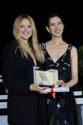 79ème Festival International du Film de Cannes Photocall des Palmes 79th International Cannes Film Festival Photocall with winners 456721 2026 05 23 France Efira, Virginie Okamoto, Tao  Copyright: xLionelxGuericolas MPPx STAR_456721_048