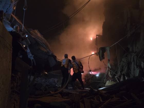 Israeli army continues attacking Gaza despite ceasefire DEIR AL-BALAH, GAZA, PALESTINE - MAY 23: Thick smoke and flames rise from a multi-story apartment building following an Israeli air strike in the city of Deir al-Balah, located in the central Gaza Strip, Palestine on May 23, 2026. Stringer Anadolu Deir al-Balah Gaza. Editorial use only. Please get in touch for any other usage.  Copyright: x2026xAnadoluxStringerx