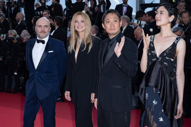 Cannes closing ceremony NG Tao Okamoto, Ryusuke Hamaguchi, Virginie Efira and David Gauquie of ‘Soudain’ attending the closing ceremony and red carpet at Palais des Festivals in Cannes, France on May 23 2026 as part of the 79th Cannes Film Festival. Photo by Nicolas Genin ABACAPRESS.COM Cannes France  Copyright: xGeninxNicolas ABACAx
