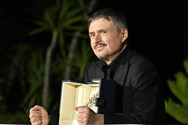 Cannes Winners Photocall FC Cristian Mungiu poses with the Palme dOr for Fjord during the Palme D Or winners photocall at the 79th annual Cannes Film Festival at Palais des Festivals on May 23, 2026 in Cannes, France Photo by Franck Castel ABACAPRESS.COM Cannes  Copyright: xCastelxFranck ABACAx