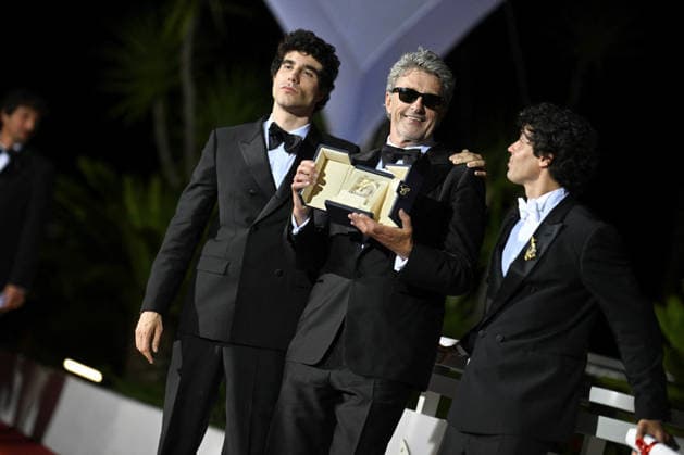 Cannes Winners Photocall FC Javier Ambrossi, Pawel Pawlikowski and Javier Calvó pose with the ex-aequo Best Director award for The Black Ball and Fatherland during the Palme D Or winners photocall at the 79th annual Cannes Film Festival at Palais des Festivals on May 23, 2026 in Cannes, France .Photo by Franck Castel ABACAPRESS.COM Cannes  Copyright: xCastelxFranck ABACAx