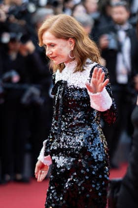 Isabelle Huppert Montée des marches pour la cérémonie de clôture du 79ème Festival International du Film de Cannes, le 23 mai 2026 Jacovides Moreau Bestimage Red carpet for the closing ceremony of the 79th Cannes International Film Festival Opening ceremony on May 23, 2026 unknown  Copyright: xJACOVIDES-MOREAUx xBESTIMAGExJACOVIDES-MOREAUx xBESTIMAGEx