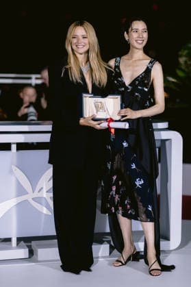 79ème Festival International du Film de Cannes Photocall des Palmes 79th International Cannes Film Festival Photocall with winners 456722 2026 05 23 Alpes Maritimes Cannes France Efira, Virginie Okamoto, Tao  Copyright: xTerencexBaelenx STAR_456722_021