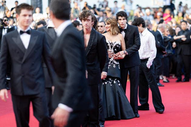 Penelope Cruz, Javier Calvo Montée des marches pour la cérémonie de clôture du 79ème Festival International du Film de Cannes, le 23 mai 2026 Jacovides Moreau Bestimage Red carpet for the closing ceremony of the 79th Cannes International Film Festival Opening ceremony on May 23, 2026 unknown  Copyright: xJACOVIDES-MOREAUx xBESTIMAGExJACOVIDES-MOREAUx xBESTIMAGEx