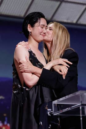 Tao Okamoto, Virginie Efira Cérémonie de clôture du 79ème Festival International du Film de Cannes, le 23 mai 2026 Borde Jacovides Moreau Bestimage Closing ceremony of the 79th Cannes International Film Festival Opening ceremony on May 23, 2026 Cannes France  Copyright: xJACOVIDES-BORDE-MOREAUx xBESTIMAGExJACOVIDES-BORDE-MOREAUx xBESTIMAGEx