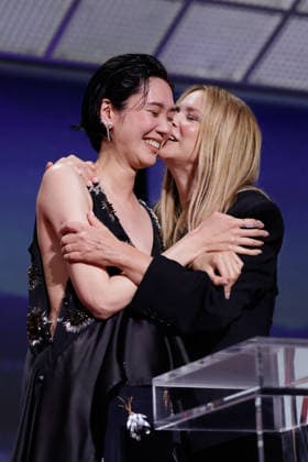 Tao Okamoto, Virginie Efira Cérémonie de clôture du 79ème Festival International du Film de Cannes, le 23 mai 2026 Borde Jacovides Moreau Bestimage Closing ceremony of the 79th Cannes International Film Festival Opening ceremony on May 23, 2026 Cannes France  Copyright: xJACOVIDES-BORDE-MOREAUx xBESTIMAGExJACOVIDES-BORDE-MOREAUx xBESTIMAGEx