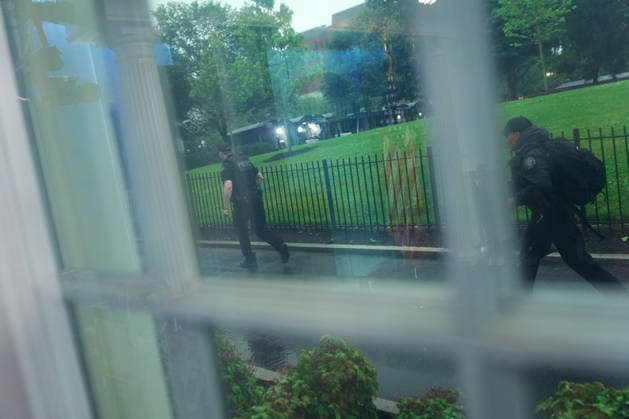 US Secret Service officers respond following reports of alleged gun fire near the White House in Washington, DC, US, on Saturday, May 23, 2026. A man was shot by US Secret Service agents near the White House on Saturday after he opened fire with a handgun, according to a person familiar with the matter. Copyright: xAaronxSchwartzx xPoolxviaxCNPx MediaPunchx