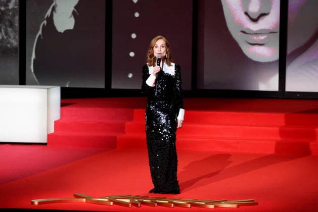 Isabelle Huppert Photocall of the winners of the 79th Cannes International Film Festival On may 23th 2026 Jacovides Moreau Bestimage Photocall of the winners of the 79th Cannes International Film Festival On may 23th 2026 Cannes France  Copyright: xJACOVIDES-MOREAUx xBESTIMAGExJACOVIDES-MOREAUx xBESTIMAGEx