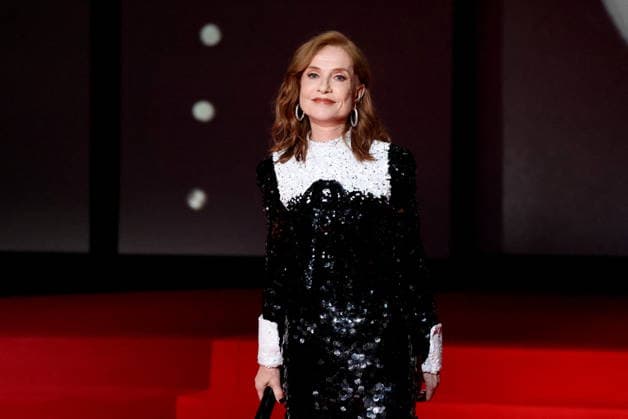 Isabelle Huppert Photocall of the winners of the 79th Cannes International Film Festival On may 23th 2026 Jacovides Moreau Bestimage Photocall of the winners of the 79th Cannes International Film Festival On may 23th 2026 Cannes France  Copyright: xJACOVIDES-MOREAUx xBESTIMAGExJACOVIDES-MOREAUx xBESTIMAGEx