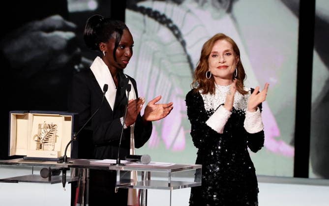 Eye Haïdara, Isabelle Huppert Photocall of the winners of the 79th Cannes International Film Festival On may 23th 2026 Jacovides Moreau Bestimage Photocall of the winners of the 79th Cannes International Film Festival On may 23th 2026 Cannes France  Copyright: xJACOVIDES-MOREAUx xBESTIMAGExJACOVIDES-MOREAUx xBESTIMAGEx