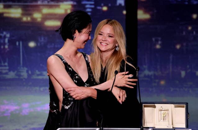 Tao Okamoto, Virginie Efira Prix dinterprétation Féminine Photocall of the winners of the 79th Cannes International Film Festival On may 23th 2026 Jacovides Moreau Bestimage Photocall of the winners of the 79th Cannes International Film Festival On may 23th 2026 Cannes France  Copyright: xJACOVIDES-MOREAUx xBESTIMAGExJACOVIDES-MOREAUx xBESTIMAGEx